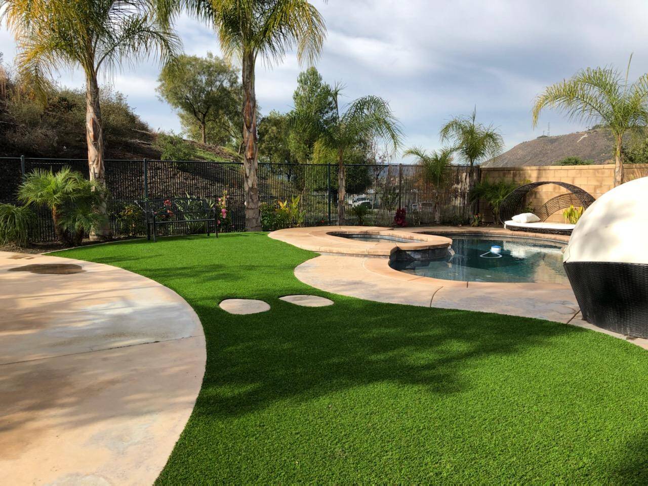 Residential Artificial Grass, The Ultimte Landscape Solution, Chino Hills