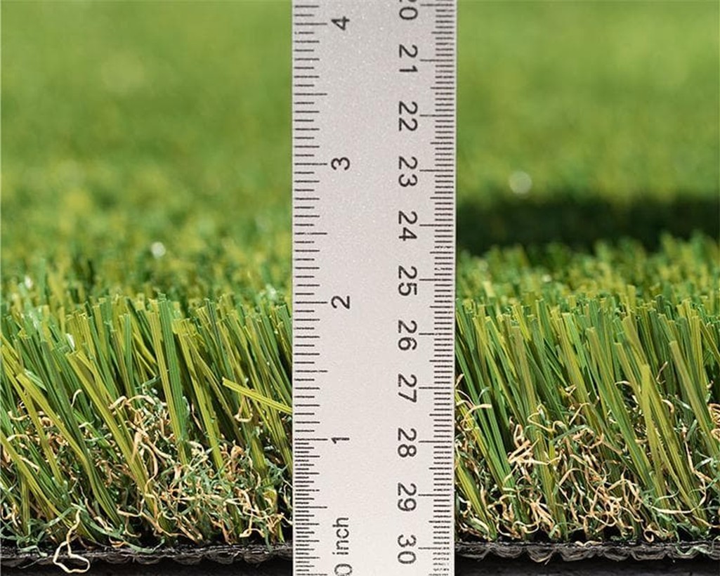 Oakmont Artificial Turf Pile Height close up Oakmont Artificial Grass, Playground / Sports Turf, Chino Hills